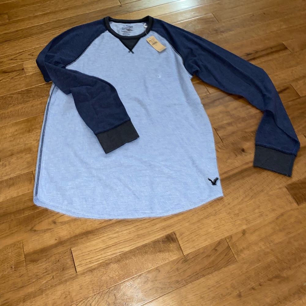 New American eagle Henley tee 🦅 👕
